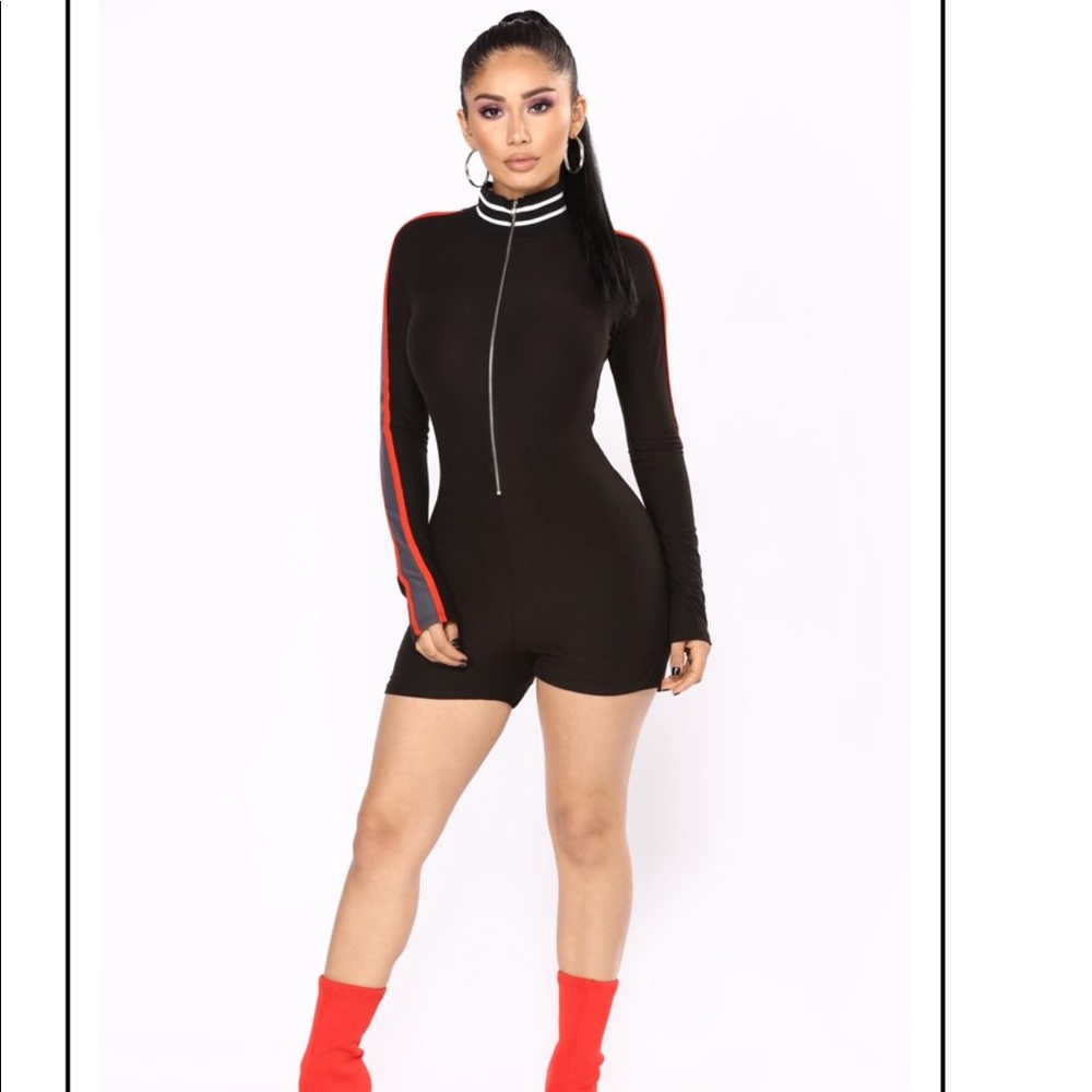 Fashion nova Team player romper